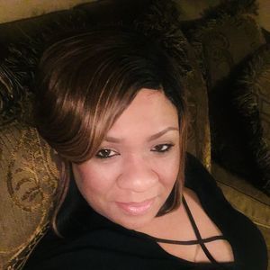 Meet your Posher, Noelle